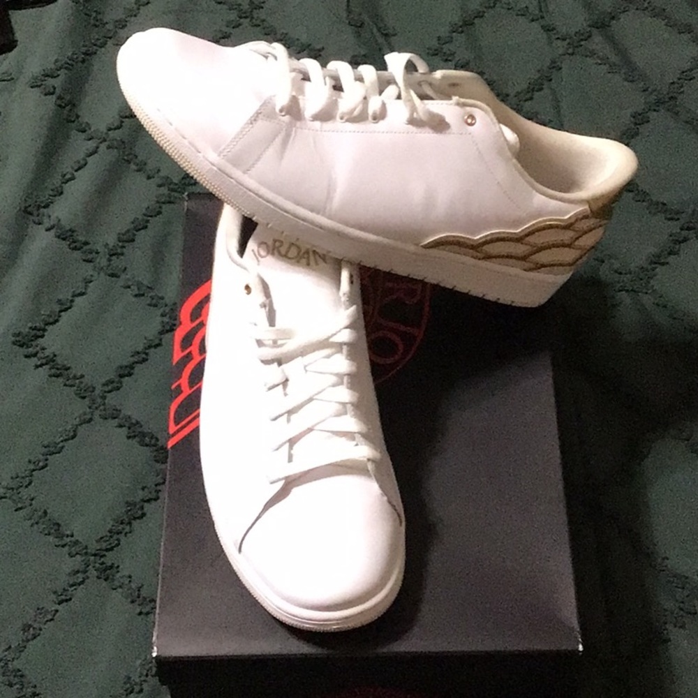 Air Jordan Centre Court - Size 15 NWT